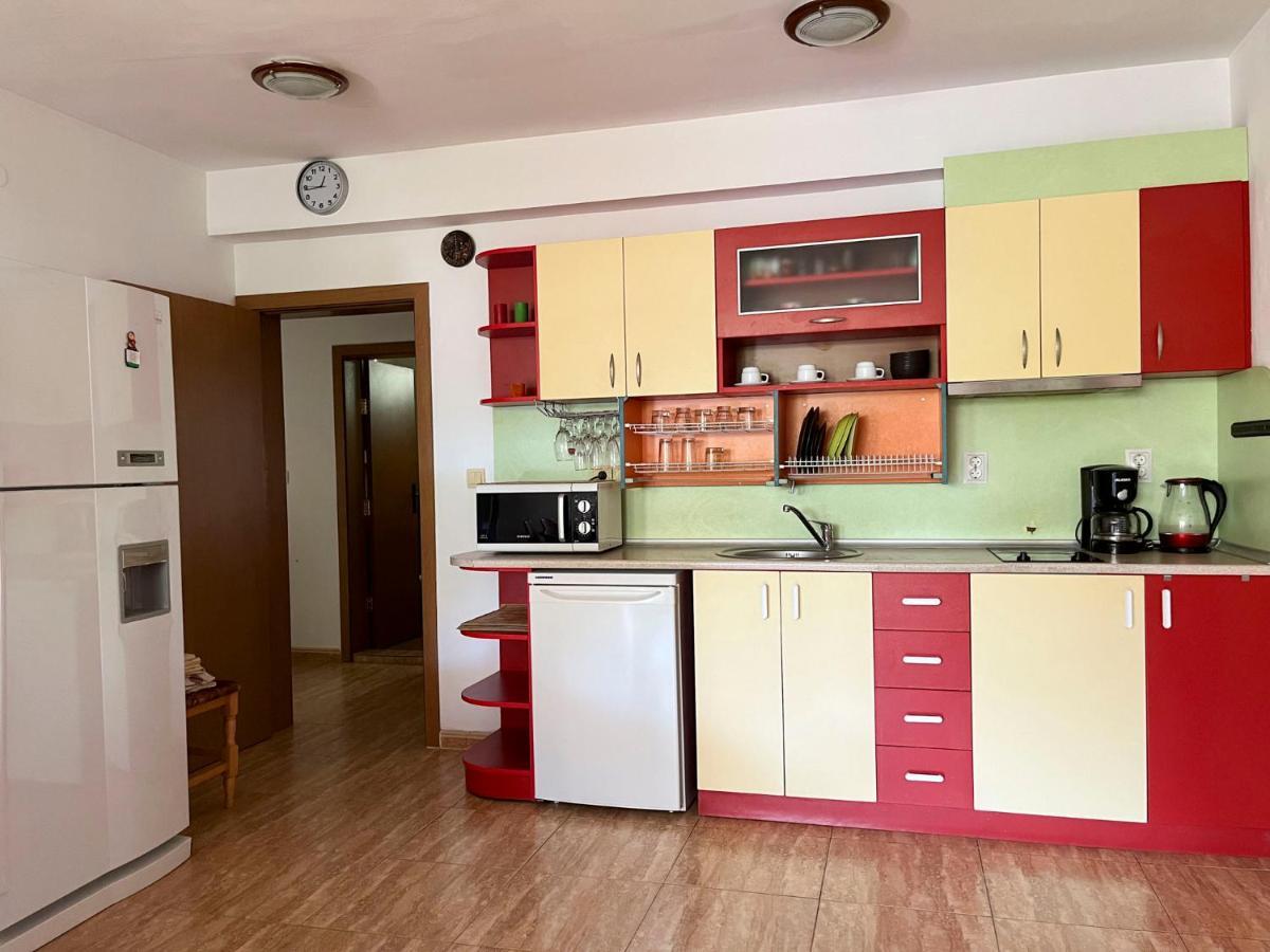 Комплекс «Топ» Sveti Vlas Buitenkant foto