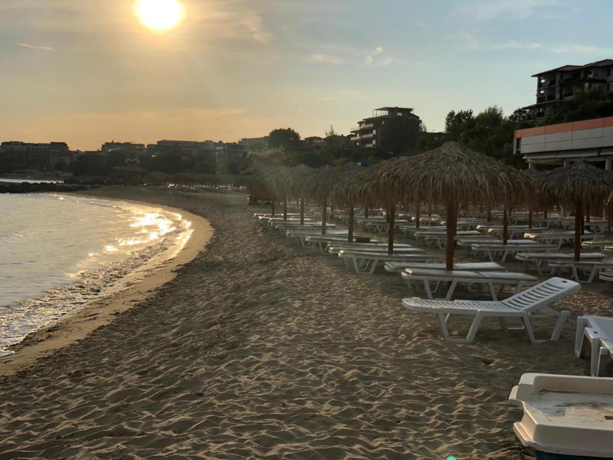 Комплекс «Топ» Sveti Vlas Buitenkant foto